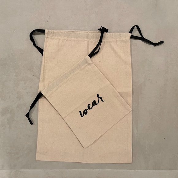 Wash & Wear linnen travel bags. - Picture 2 of 3